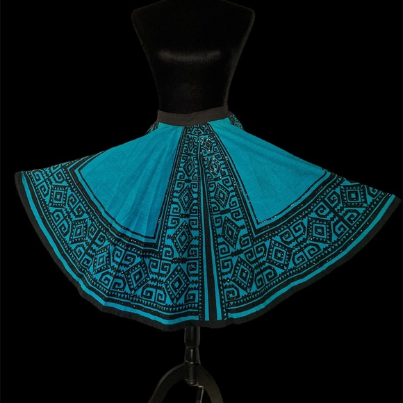 Vintage - 50"s Sequin Mexican Circle Skirt - Handmade/Hand Silk-Screened - Small - Picture 6 of 11